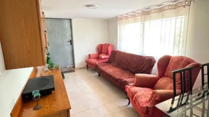 Apartamento de 4 dormitorios en Almisera, España No. 2705 № 4