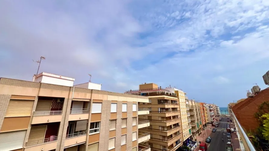 Ático de 2 dormitorios en Torrevieja, España No. 2743 № 3
