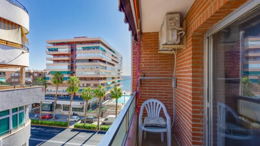 Apartamento de 70m² en Torrevieja, España No. 2709 № 21