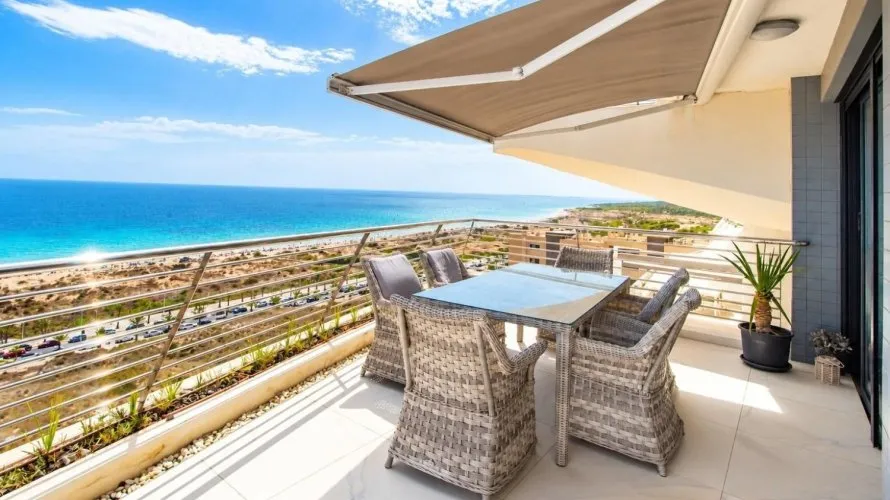 Apartamento de 153m² en Los Arenales Del Sol, España No. 2811 № 24