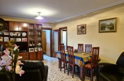 Apartamento de 1 dormitorio en Alicante, España No. 2780