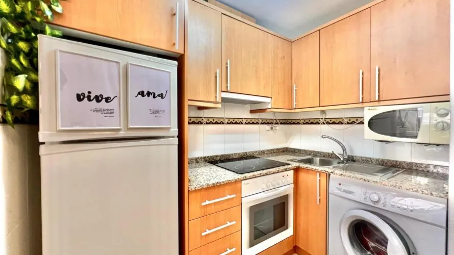 Apartamento de 2 dormitorios en Torrevieja, España No. 2742 № 5
