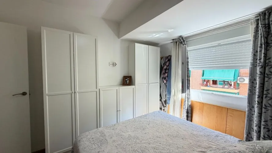 Apartamento de 1 dormitorio en Alicante, España No. 2823 № 3