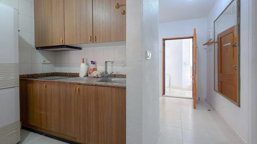 Apartamento de 1 dormitorio en Torrevieja, España No. 2824 № 11