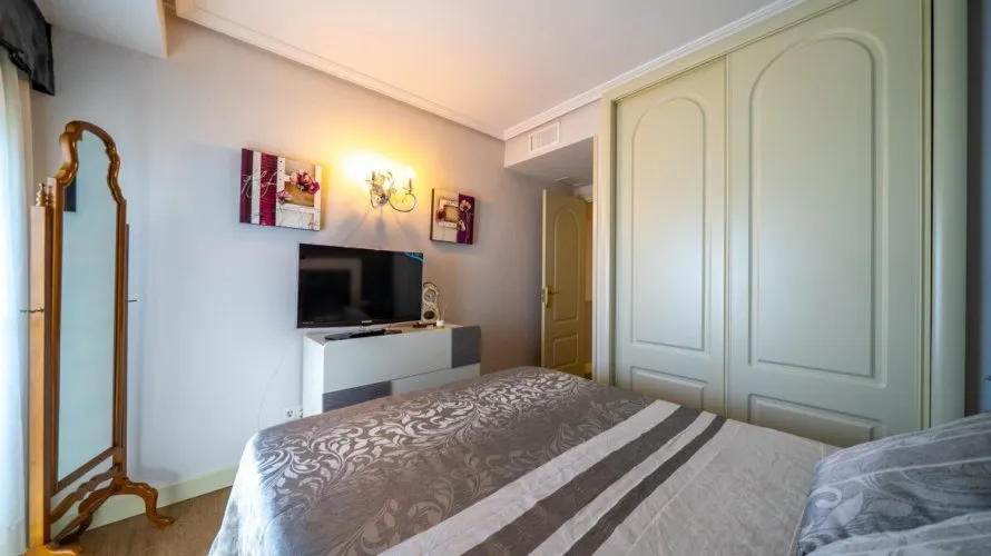 Apartamento de 3 dormitorios en El Campello, España No. 2701 № 8