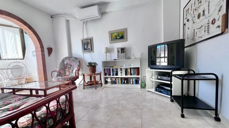 Apartamento de 65m² en Torrevieja, España No. 2801 № 23
