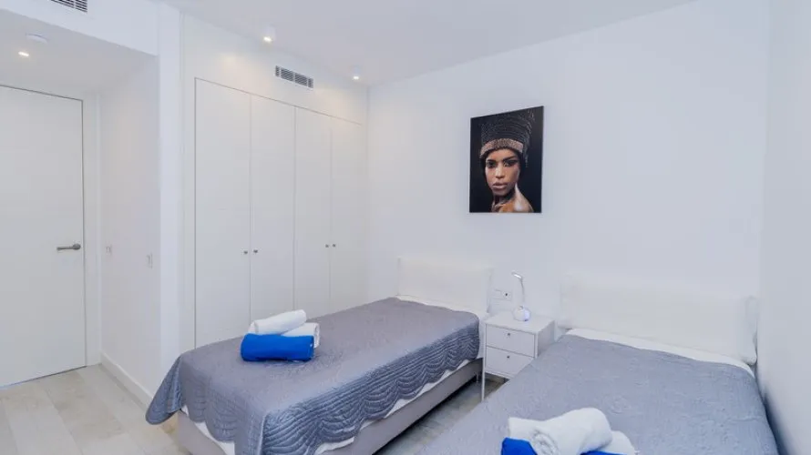 Apartment de 2 chambres à Estepona, Spain No. 655 № 17