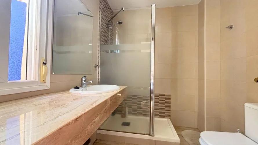 Apartment de 3 chambres à Marbella, Spain No. 577 № 11