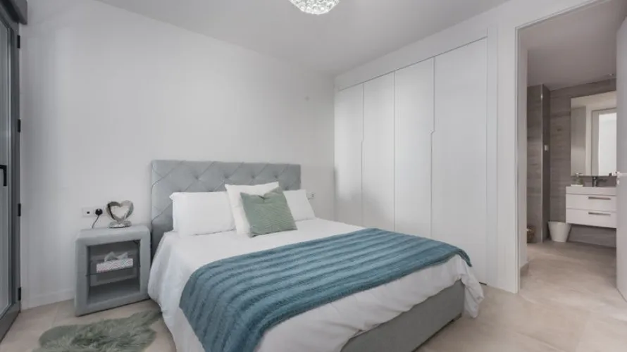 Apartment de 3 chambres à Estepona, Spain No. 291 № 20