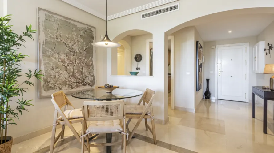 Apartment de 3 chambres à Benahavis, Spain No. 480 № 4