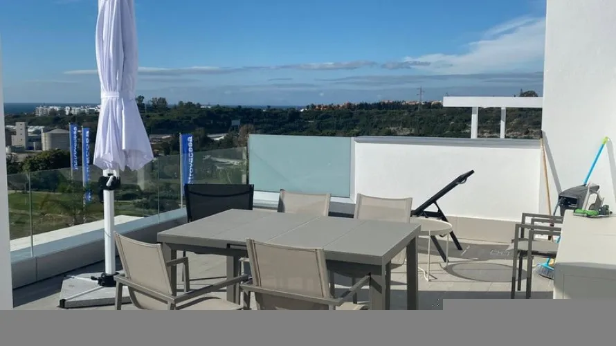 Apartment de 2 chambres à Estepona, Spain No. 446 № 10