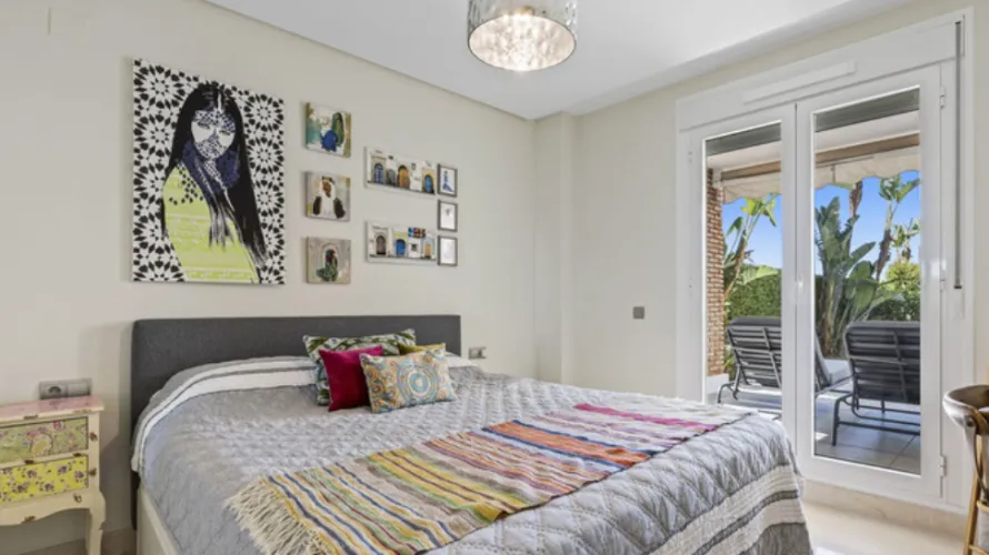 Apartment de 3 chambres à Cortes (San Pedro De Alcantara), Spain No. 656 № 10