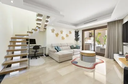 Duplex de 3 chambres à Estepona, Spain No. 644