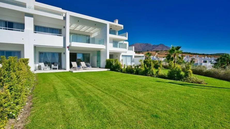 Apartment de 2 chambres à Estepona, Spain No. 655 № 28