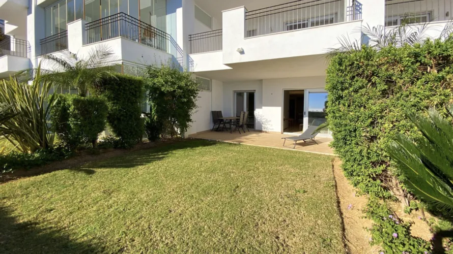 Apartment de 2 chambres à Marbella, Spain No. 495 № 12