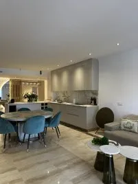 Apartment de 4 chambres à Estepona, Spain No. 227