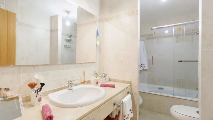 Apartment de 2 chambres à Estepona, Spain No. 490 № 8