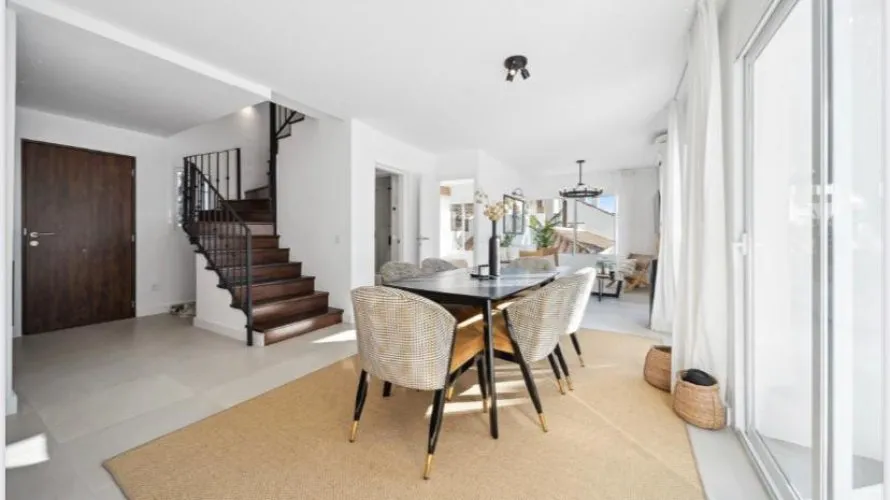 Duplex de 4 chambres à Marbella, Spain No. 287 № 5