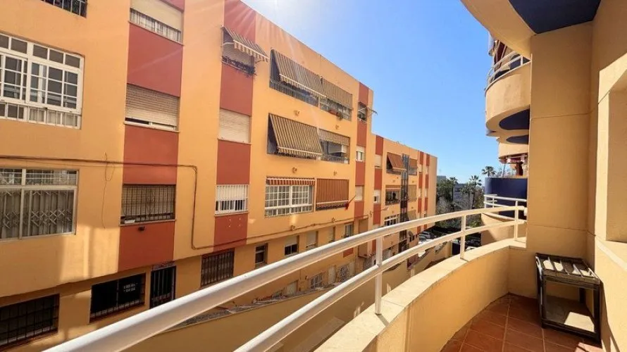Apartment de 3 chambres à Marbella, Spain No. 577 № 26