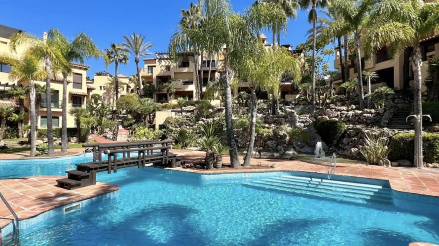 Apartment de 2 chambres à Estepona, Spain No. 451 № 14