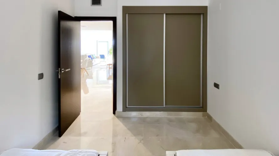 Apartment de 2 chambres à Marbella, Spain No. 495 № 10