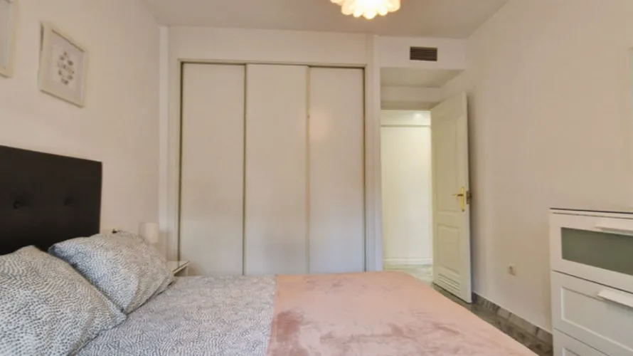 Apartment de 2 chambres à Cortes (San Pedro De Alcantara), Spain No. 652 № 9