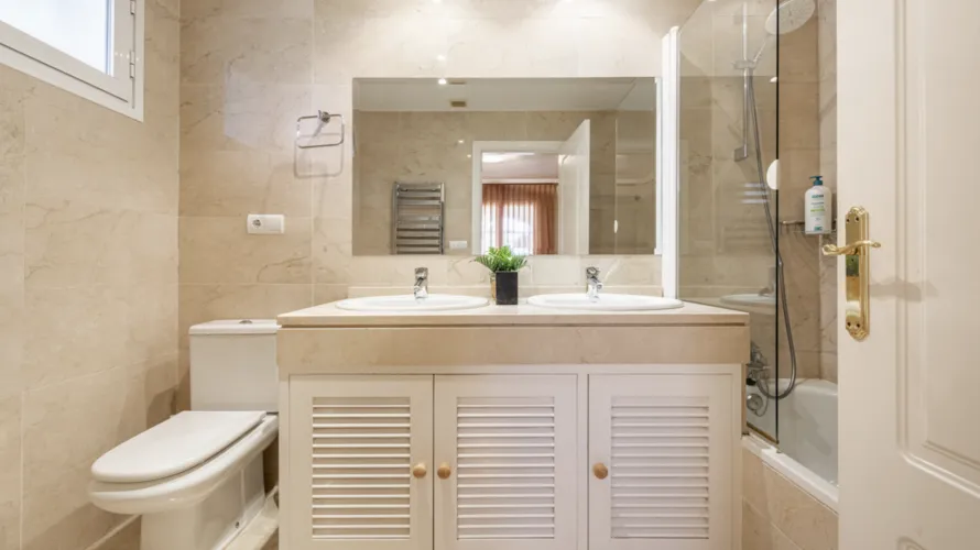 Apartment de 3 chambres à Benahavis, Spain No. 480 № 6