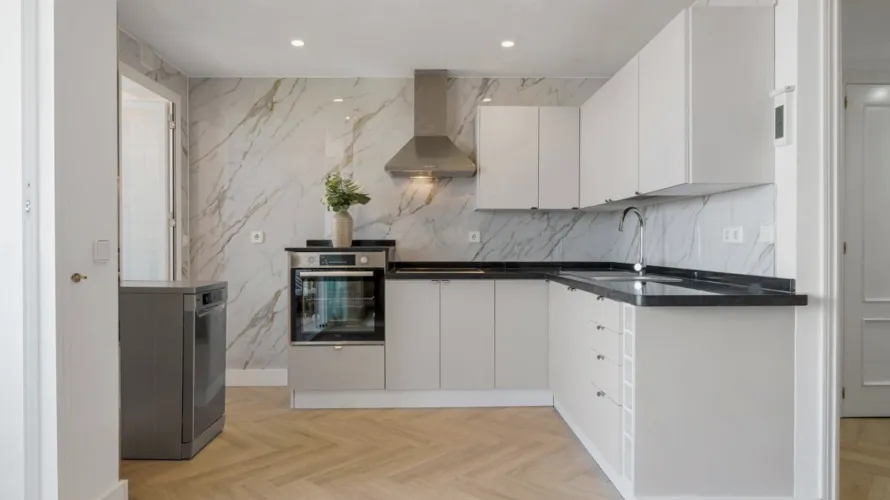 Duplex de 2 chambres à Marbella, Spain No. 691 № 8