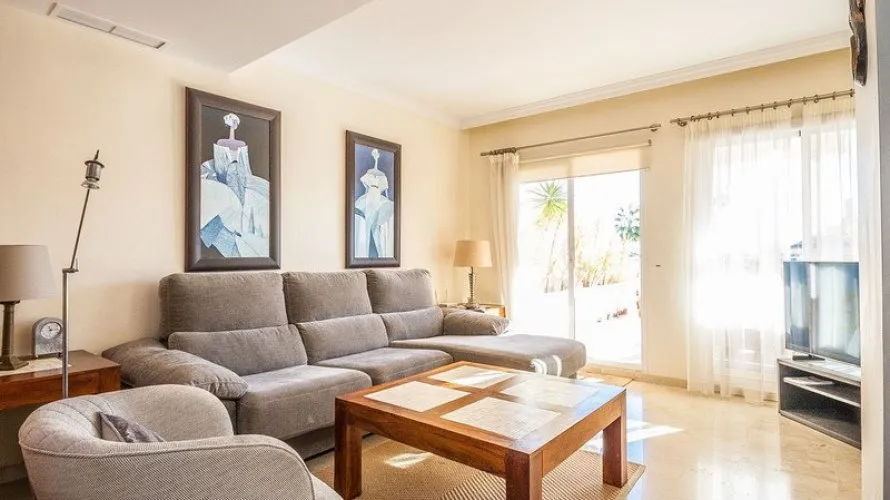 Duplex de 2 chambres à Marbella, Spain No. 621 № 6