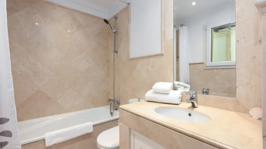 Apartment de 2 chambres à Casares, Spain No. 413 № 3