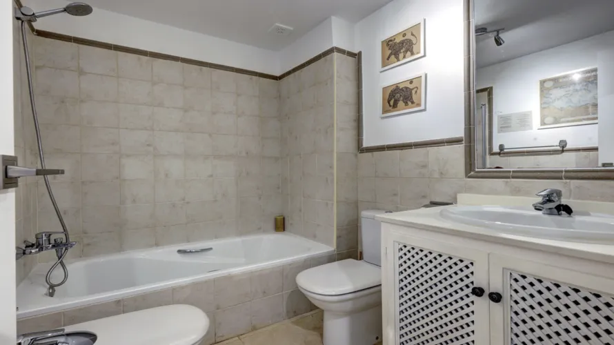 Apartment de 2 chambres à Casares, Spain No. 494 № 15