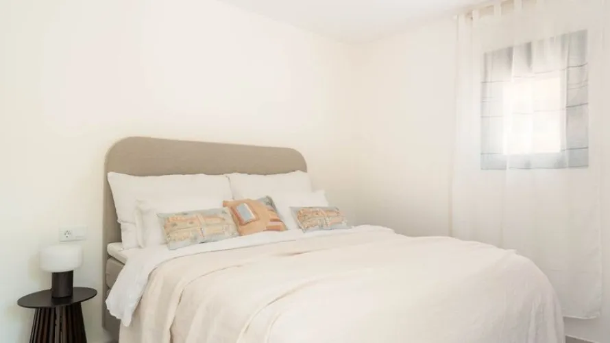 Apartment de 4 chambres à Cortes (San Pedro De Alcantara), Spain No. 723 № 9