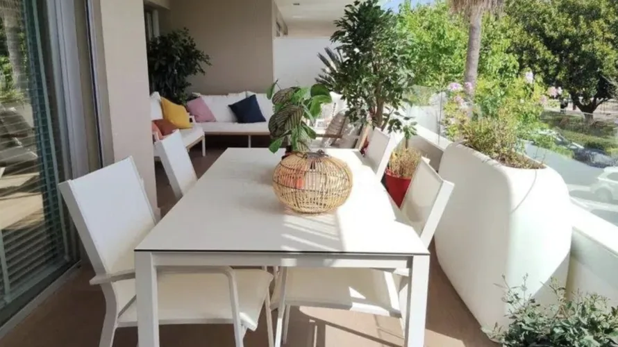 Apartment de 3 chambres à Cortes (San Pedro De Alcantara), Spain No. 719 № 2