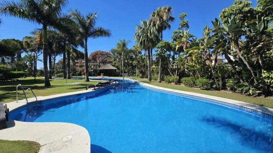 Apartment de 3 chambres à Marbella, Spain No. 798 № 13