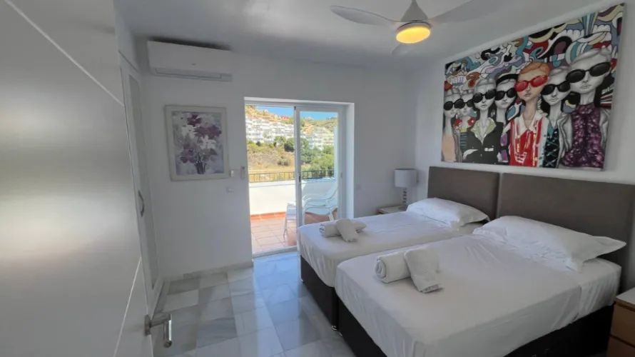 Duplex de 4 chambres à Mijas Costa, Spain No. 740 № 4