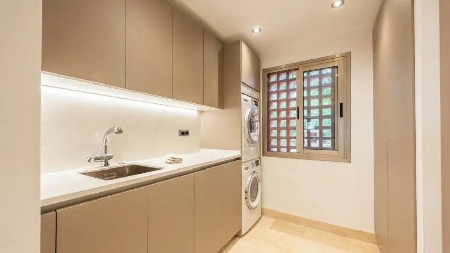 Duplex de 3 chambres à Estepona, Spain No. 243