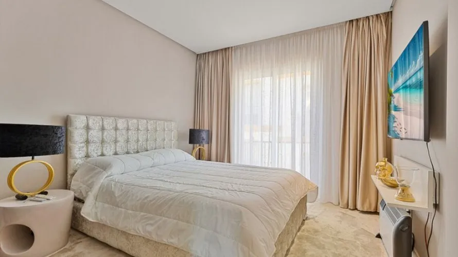 Apartment de 2 chambres à Marbella, Spain No. 720 № 13