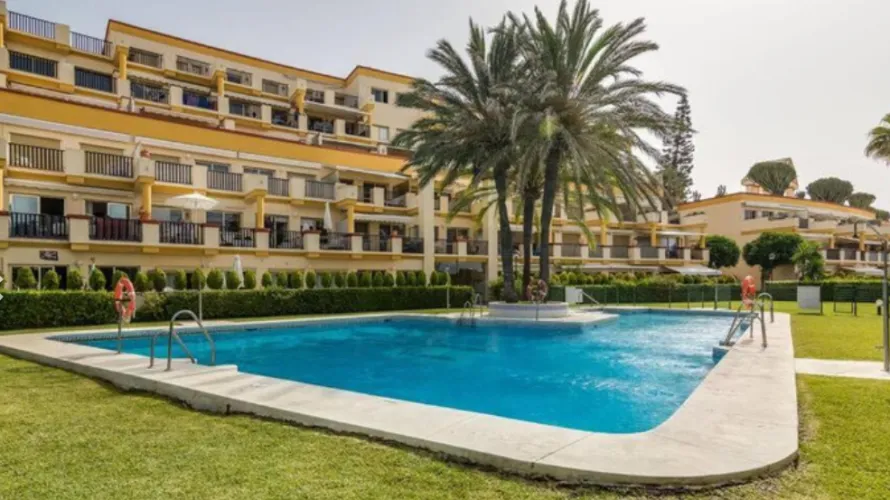 Apartment de 1 chambre à Marbella, Spain No. 591 № 4