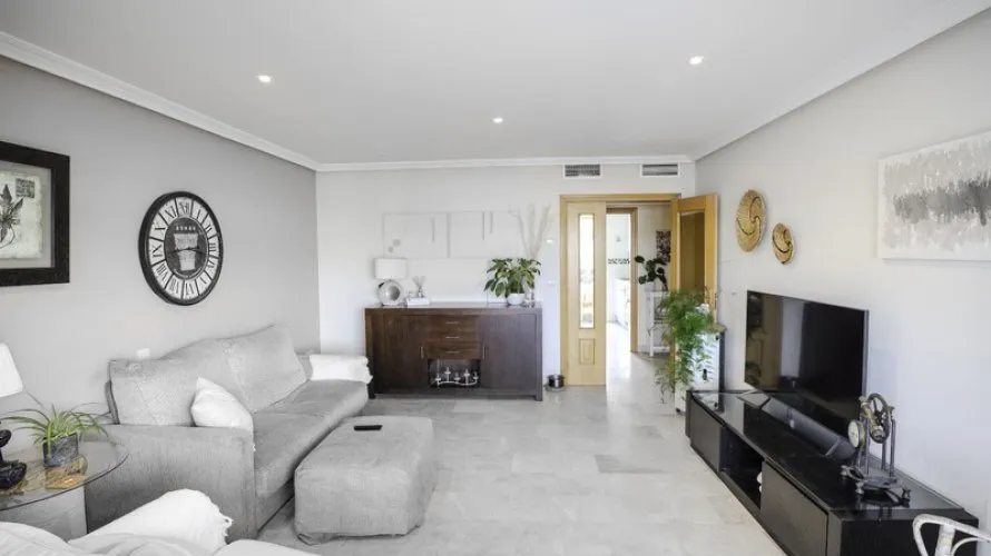 Penthouse de 2 chambres à Estepona, Spain No. 484 № 16