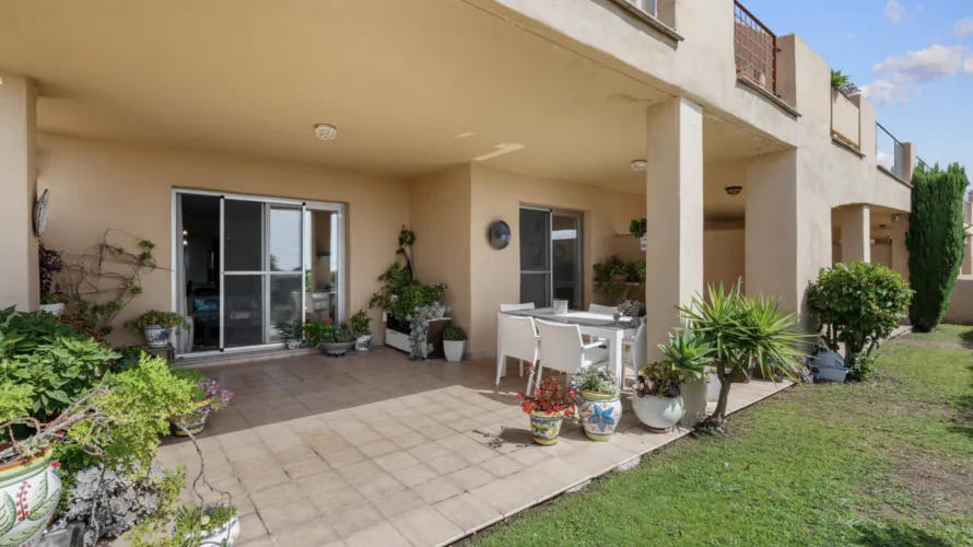 Apartment de 2 chambres à Estepona, Spain No. 782 № 15