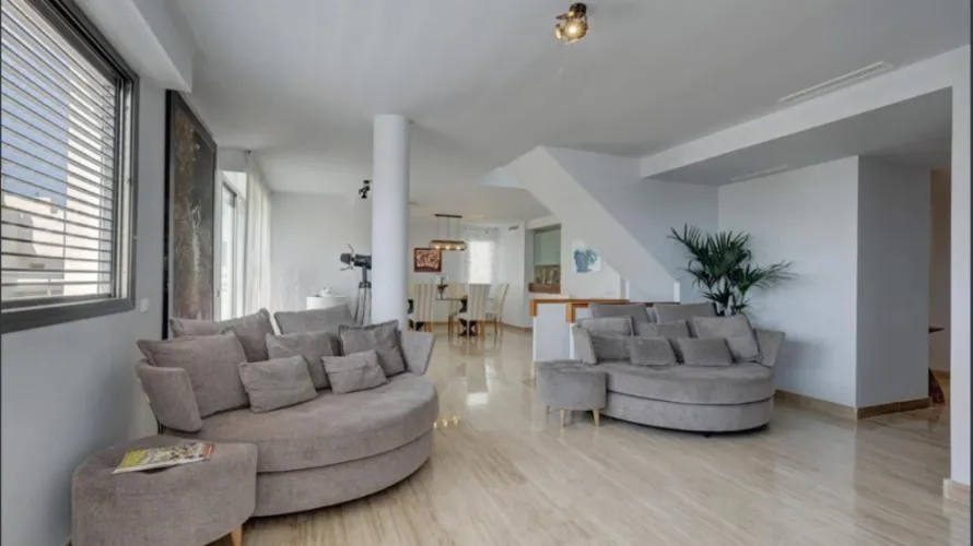 Duplex de 5 chambres à La Cala De Mijas, Spain No. 744 № 18