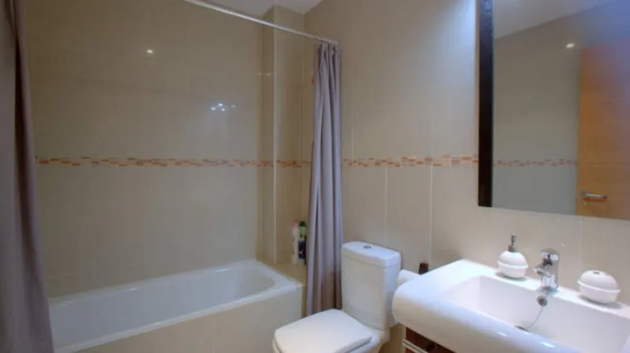 Apartment de 2 chambres à Manilva, Spain No. 443 № 4