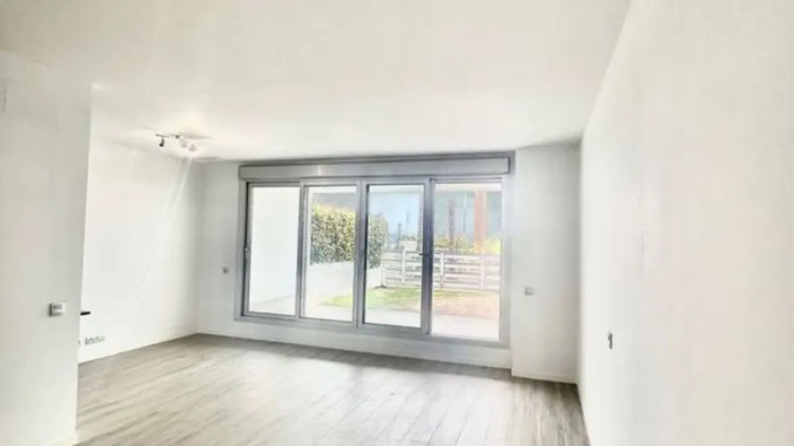 Apartment de 2 chambres à Cancelada, Spain No. 683 № 3