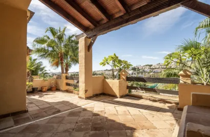 Apartment de 2 chambres à Estepona, Spain No. 451