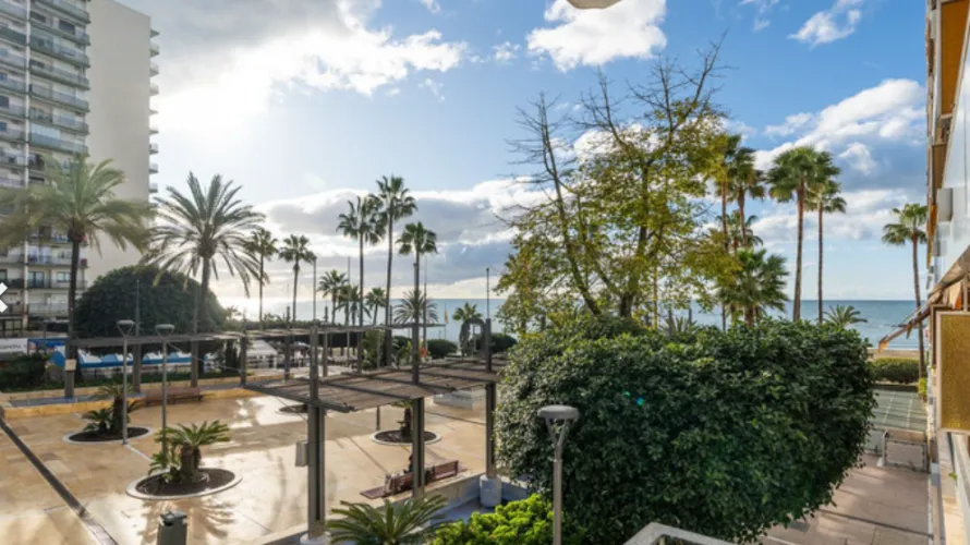 Apartment de 2 chambres à Marbella, Spain No. 586 № 13