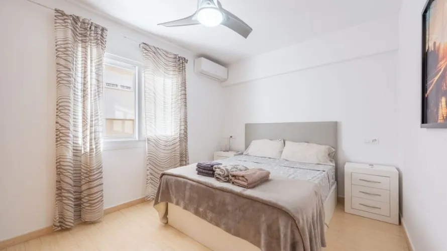 Apartment de 2 chambres à Estepona, Spain No. 545 № 4