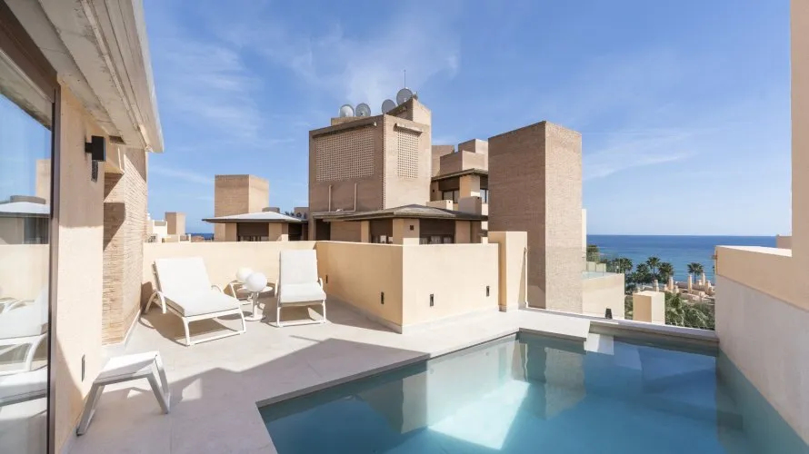 Duplex de 3 chambres à Estepona, Spain No. 644