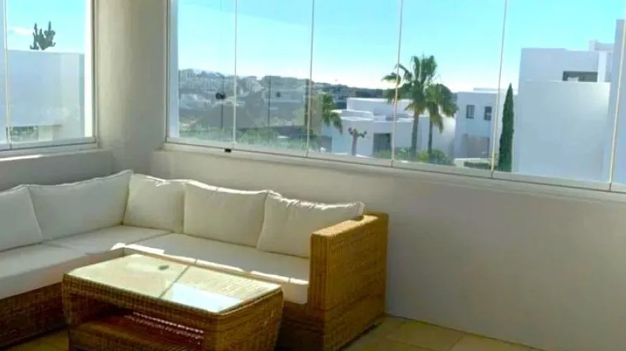 Apartment de 2 chambres à Benahavis, Spain No. 557 № 18