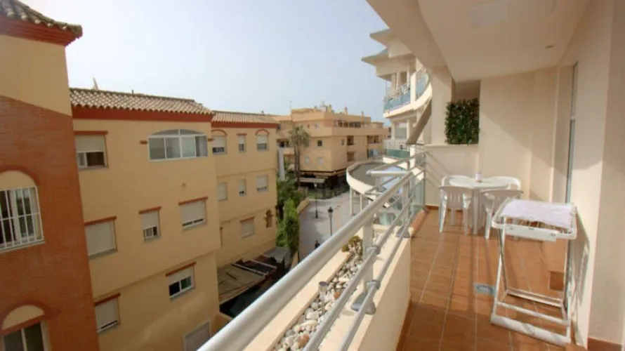 Apartment de 2 chambres à Manilva, Spain No. 443 № 13