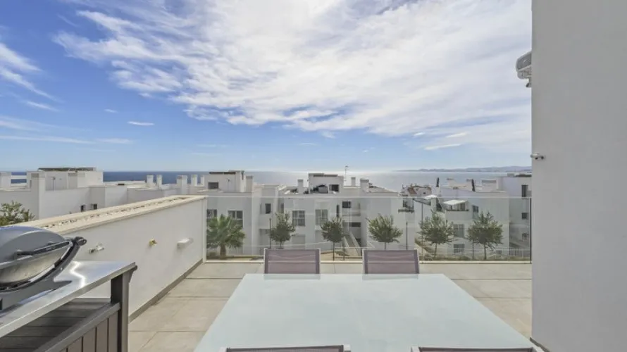 Apartment de 2 chambres à Benalmadena, Spain No. 533 № 3